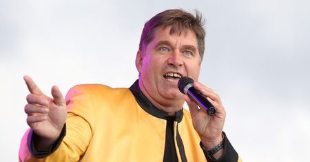 Sławomir Świerzyński. Lider zespołu disco polo w nowej roli