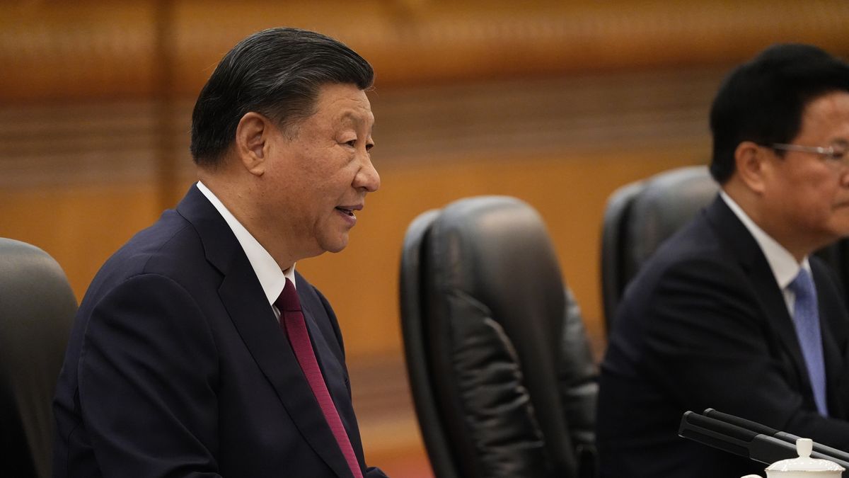BEIJING, CHINA - OCTOBER 25:  Chinese President Xi Jinping speaks with Colombian President Gustavo Petro (not pictured) during a meeting held at the Great Hall of the People on October 25, 2023 in Beijing, China. (Photo by Ken Ishii - Pool/Getty Images)