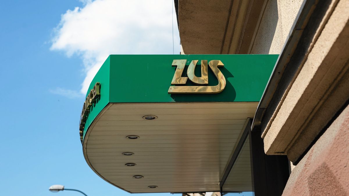 Zaklad Ubezpieczen Spolecznych w Krakowie
01.06.2022 Krakow , ul. Pedzichow 27. Zaklad Ubezpieczen Spolecznych Oddzial w Krakowie. Fot. Sylwia Penc / Agencja Wyborcza.pl
Fot. Sylwia Penc/ Agencja Wyborcza.pl
KRAKOW, Malopolska, ZUS, Zaklad Ubezpieczen Spolecznych, budynek, logo