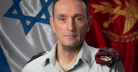 Izrael zatwierdził plan wojenny. "Bombardujemy cele Hezbollahu"