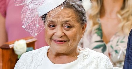 Jej syn ma 43 lata i nie ma żony. Nie ukrywa, co za tym stoi