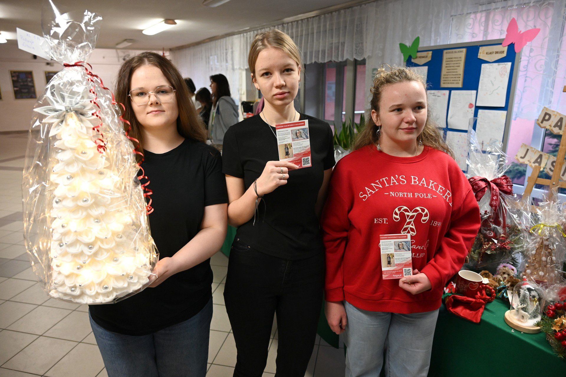 W akcję pomocy bardzo mocno zaangażowały się Natalia, Nastka i Małgosia - uczennice IV Liceum Ogólnokształcącego w Kielcach.