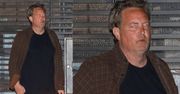 Zmarniały Matthew Perry pali papierosa na tyłach ekskluzywnej restauracji (ZDJĘCIA)