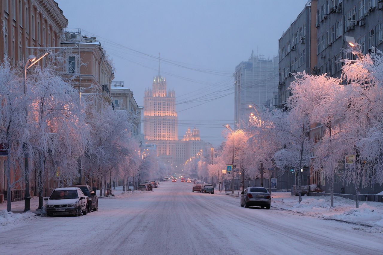 Zima w Moskwie 2026: Rekordowe śnieżyce, -30°C i paraliż miasta