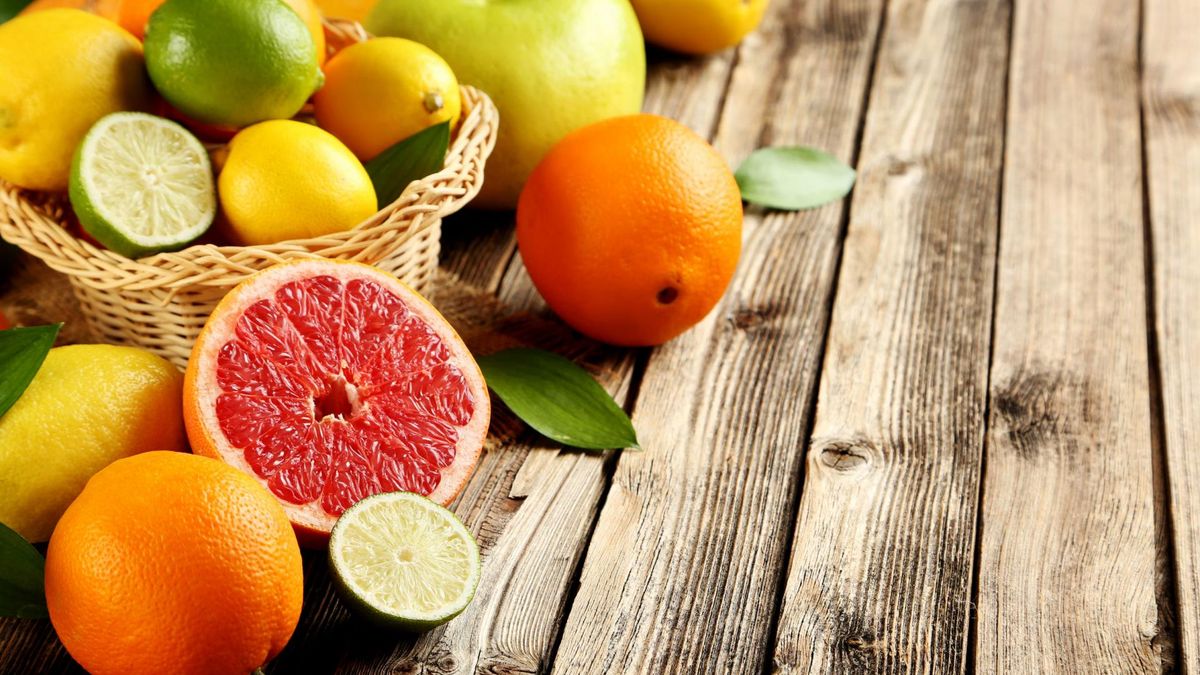 Owoce klimakteryczne dojrzewają nawet po zerwaniu.