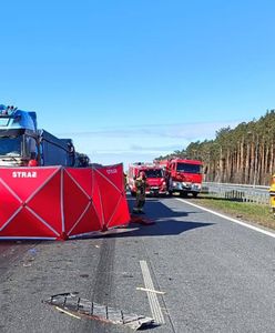 Zderzyły się trzy tiry. Jest ofiara śmiertelna, droga zablokowana