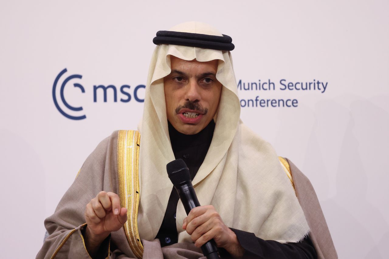 Arabia Saudyjska ostrzega Iran. Rozważa odpowiedź zbrojną