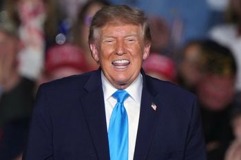 Panie Trump, pan tupnie nogą. Podszepty czy plotki?