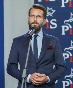 Rzecznik PiS odchodzi. Powiedział dlaczego