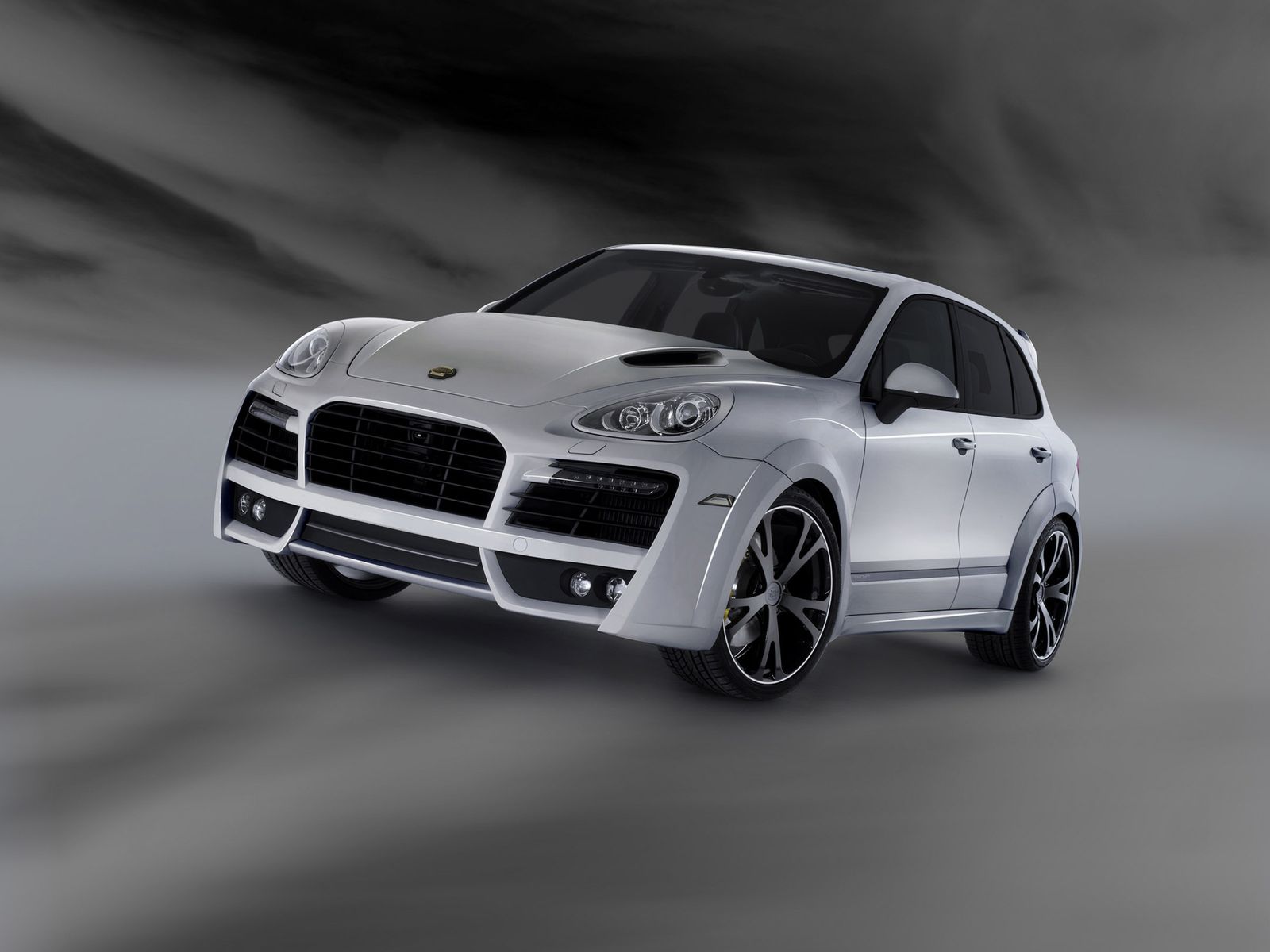 TechArt Cayenne Turbo Magnum fot.1