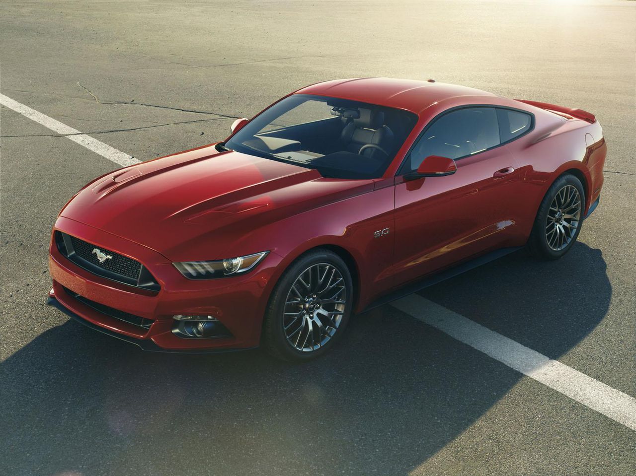 Nowy Ford Mustang GT - pierwszy egzemplarz charytatywnie