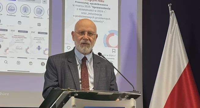 KRRiT przestanie wydawać koncesje? Prof. Kowalski nie chce paraliżu