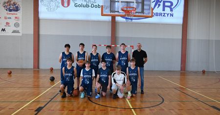 W Golubiu-Dobrzyniu powstała juniorska sekcja koszykówki. Budują drużynę od podstaw