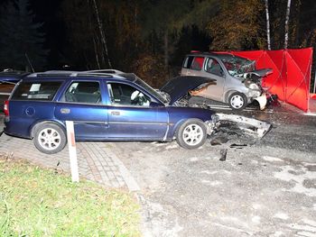 Żółków: Kierowca toyoty zjechał na czołówkę z oplem. 38-latek zginął na miejscu, dwie osoby zostały ranne