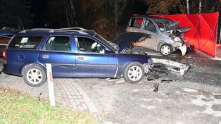 Żółków: Kierowca toyoty zjechał na czołówkę z oplem. 38-latek zginął na miejscu, dwie osoby zostały ranne