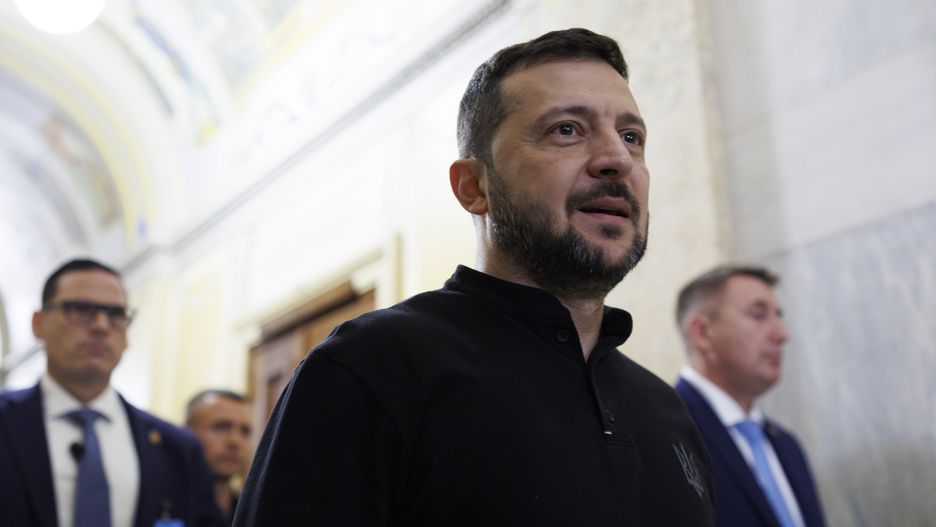 WASHINGTON, DC - SEPTEMBER 26: Ukrainian President Volodymyr Zelensky exits with staff and security members, following a closed-door meeting with lawmakers at the U.S. Capitol on September 26, 2024 in Washington, DC. President Zelensky, urging global action, is in Washington to meet with President Biden, seek support for his "victory plan," and request authorization for Ukraine to use long-range missiles to strike Russia. (Photo by Tom Brenner/Getty Images)