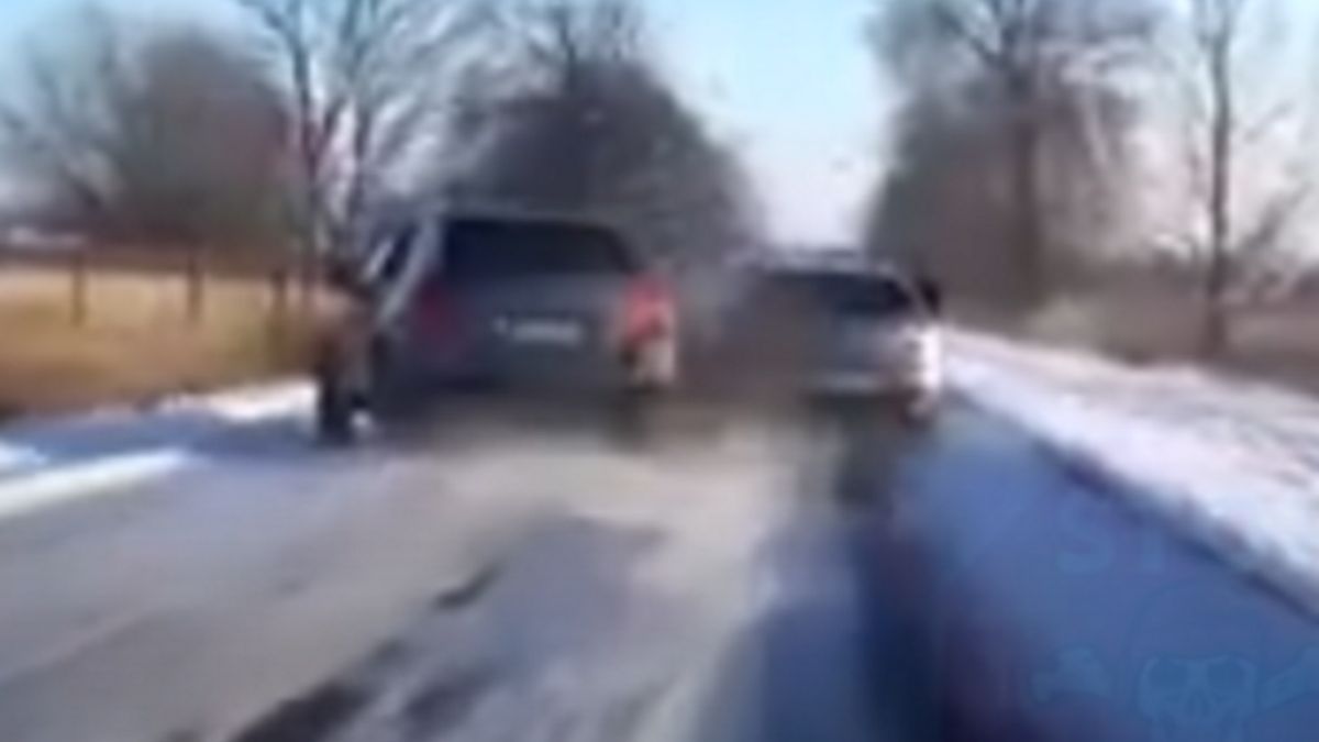 Kierowca porsche nie zapanował nad sytuacją