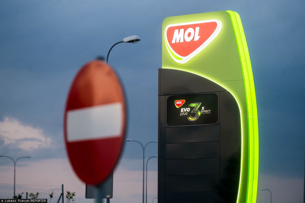 MOL wciąż przerabia ropę z Rosji. Wiceprezes mówi o "dziedzictwie" tej części Europy