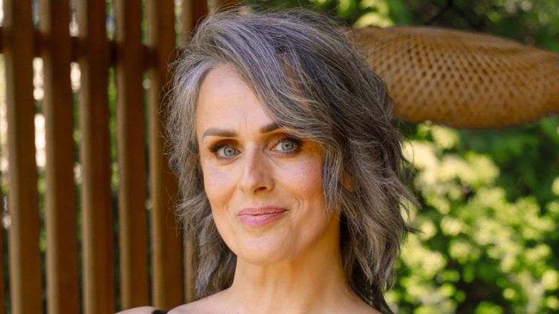 Natalia Niemen pozuje w stroju kąpielowym