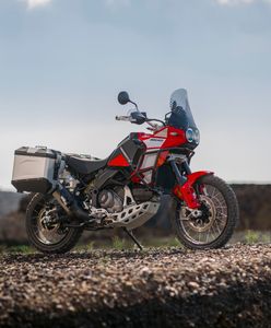 Debiutuje wyprawowe Ducati DesertX Discovery. Stworzone od podróży