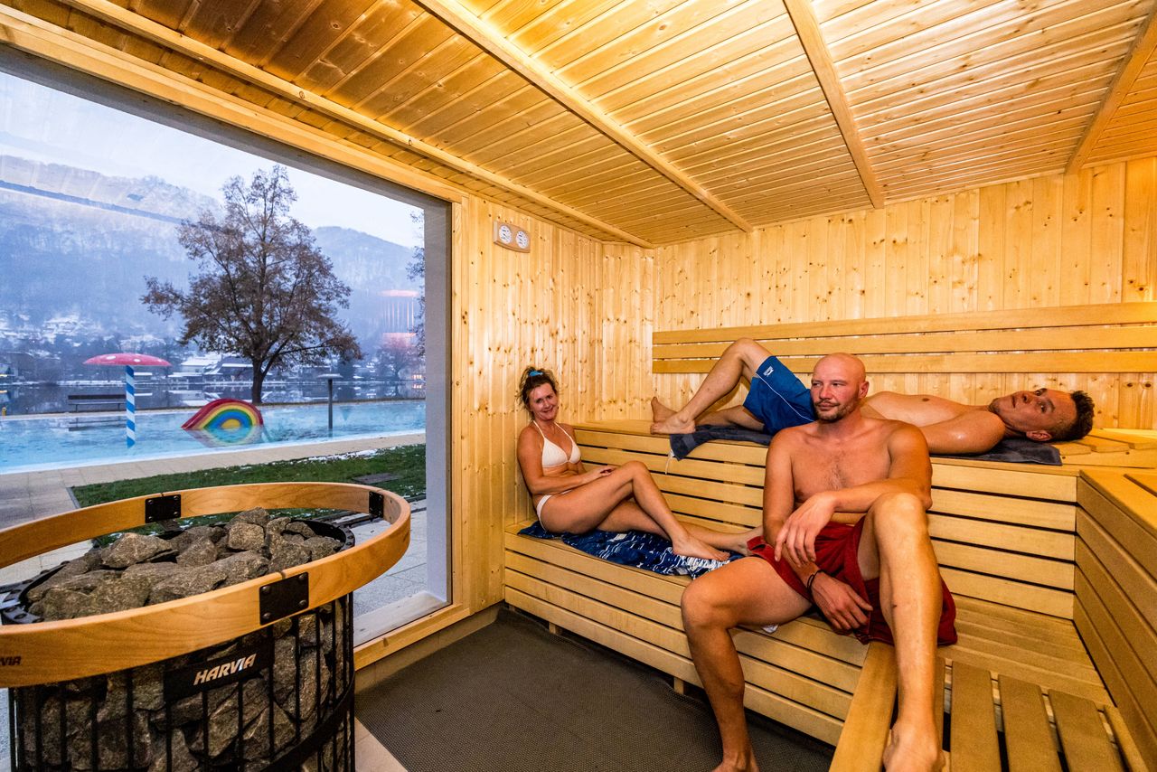 W stroju czy nago? Polacy podzieleni w sprawie saun