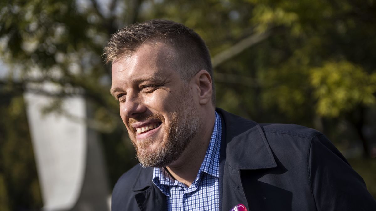 Projekt podatku cyfrowego firmuje Adrian Zandberg (Photo by Attila Husejnow/SOPA Images/LightRocket via Getty Images)