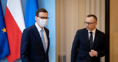 Rząd deklaruje, że obniży PIT, ale nie mówi nam wszystkiego. Ekonomiści ostrzegają