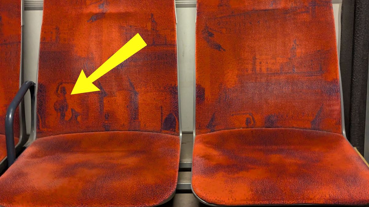 Pokazał zdjęcie z Aten. Taki widok w autobusie.