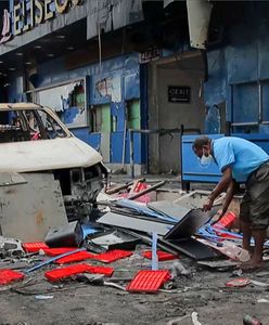 Policjanci zastrajkowali. Chaos i zabici na ulicach Port Moresby