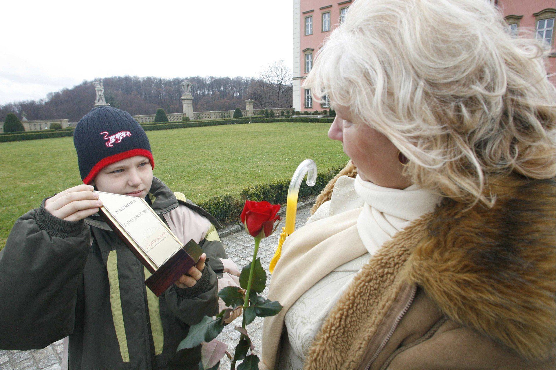 W Wałbrzychu powstał nowy mural inspirowany filmem Sztuczki