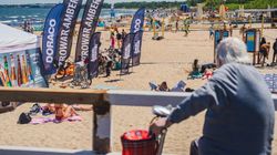 "Nierealistyczny optymizm" - tak polscy naukowcy nazwali tę przypadłość. Chodzi o osoby, które uważają, że zagrożenie koronawirusem ich nie dotyczy