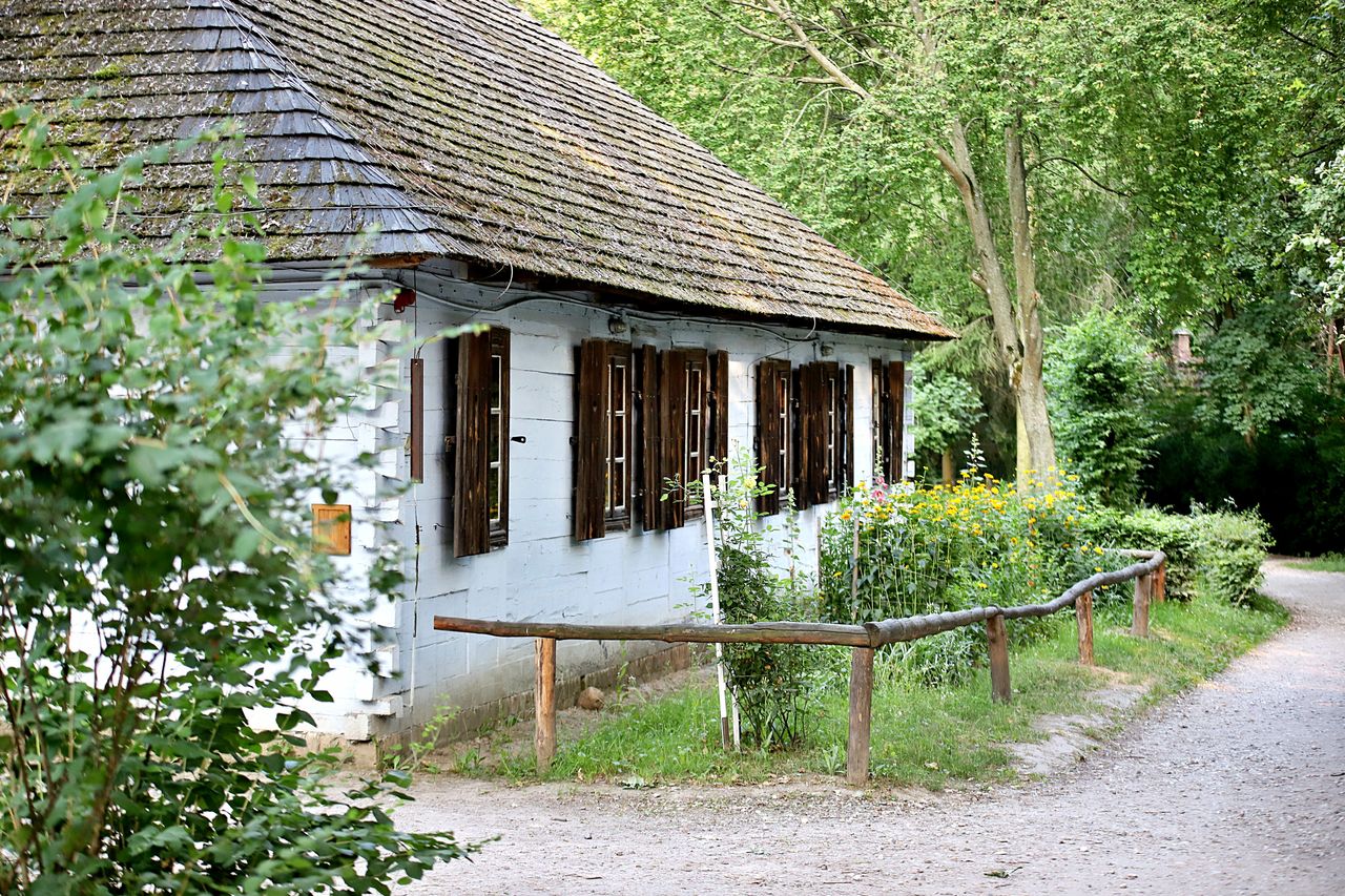 Skansen Filmowy Soplicowo w Cichowie: jedyne takie miejsce w Polsce