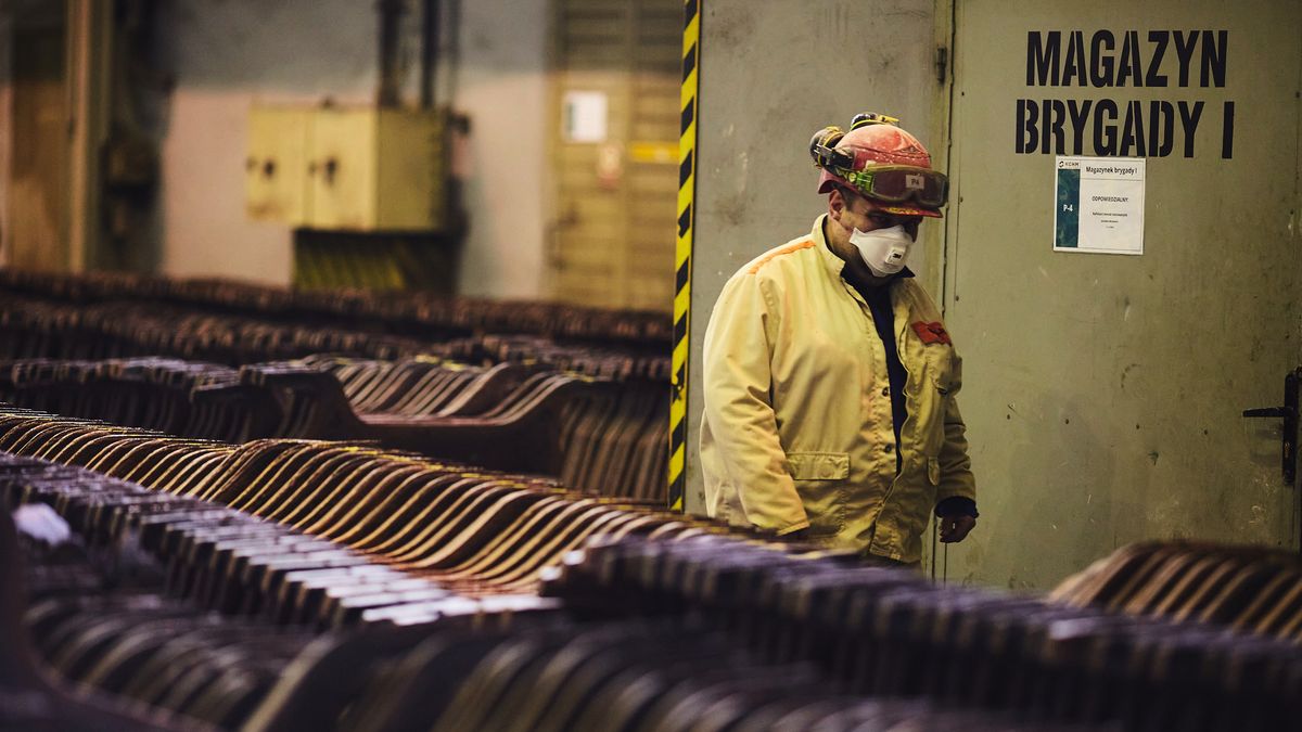 Copper Production at KGHM Polska Miedz SA Smelting Plant
Bloomberg
european, work, manufacture, mines, natural resources, mining, jobs, fabrication, polish, employment, metals, industries, emea, euro members, labor, labour, business news, e.u., eu