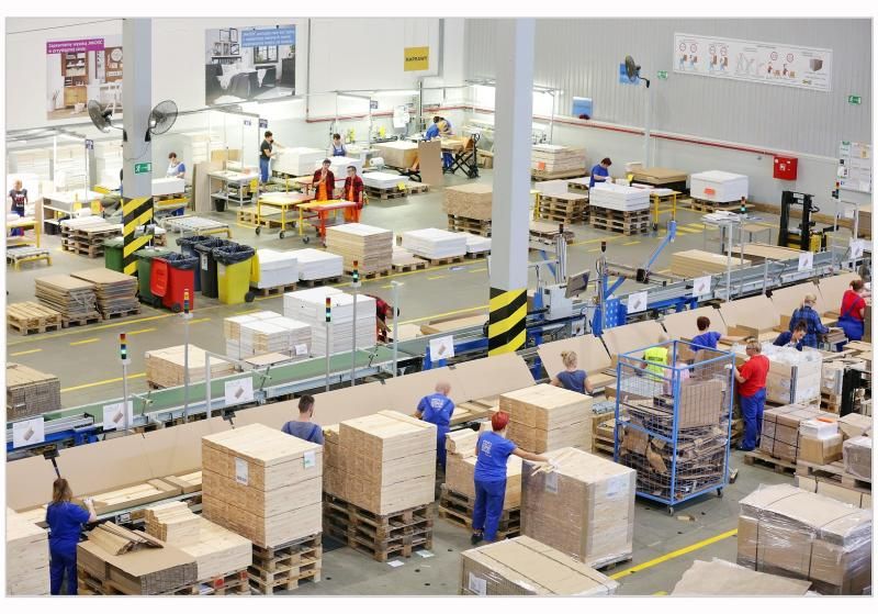 Pracę straci 160 osób. Duże cięcia w polskim zakładzie IKEA