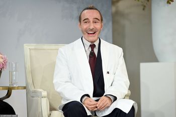Niegdyś zachwycał się Hitlerem. Teraz traci prestiżową wystawę