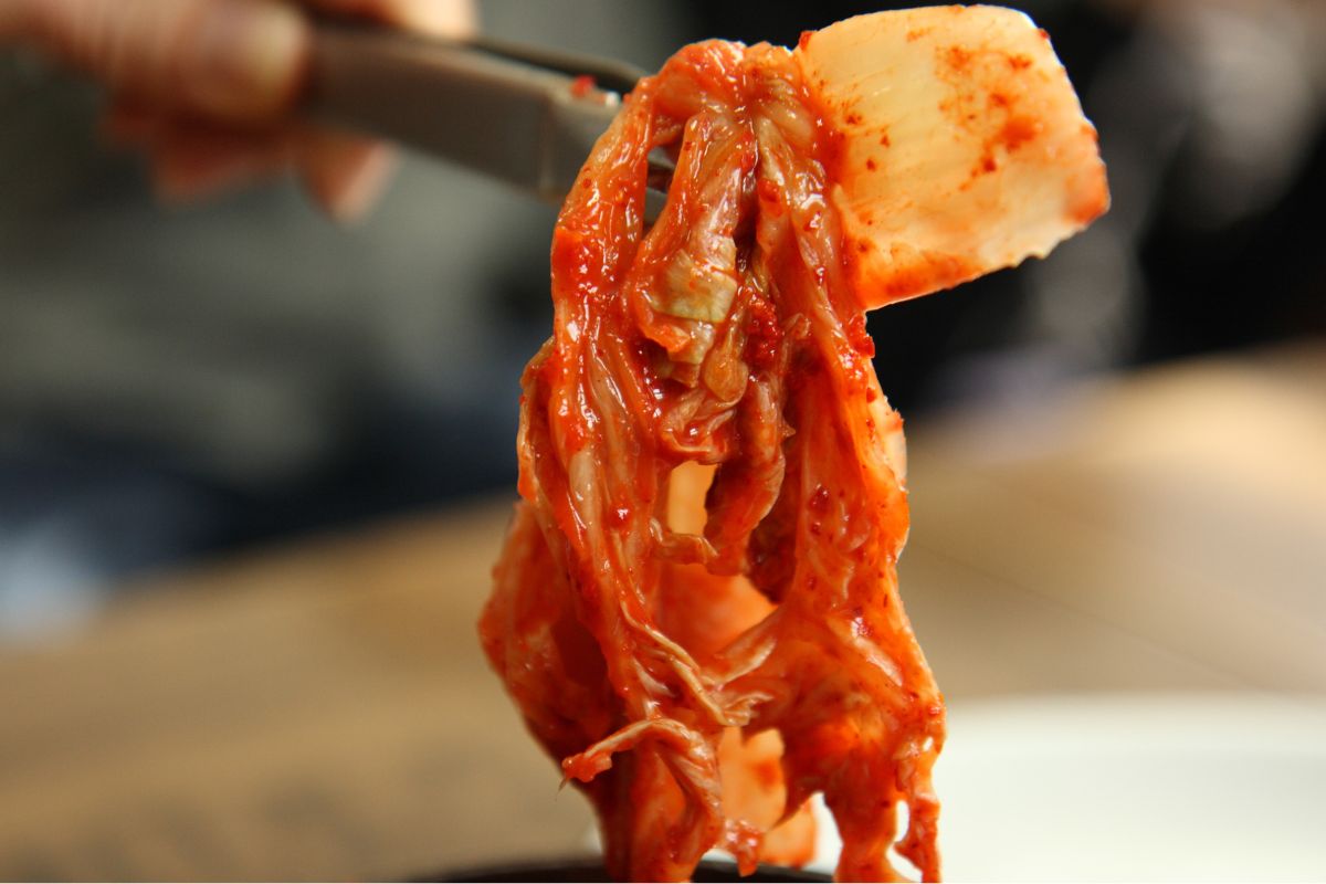 Po 2-3 dniach kimchi będzie już gotowa do jedzenia