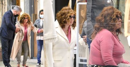 "Czarna wdowa" Patrizia Reggiani przegląda designerskie ciuchy w centrum Mediolanu (ZDJĘCIA)