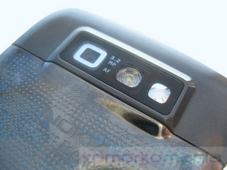 Cellna recenzja: NOKIA E71 8