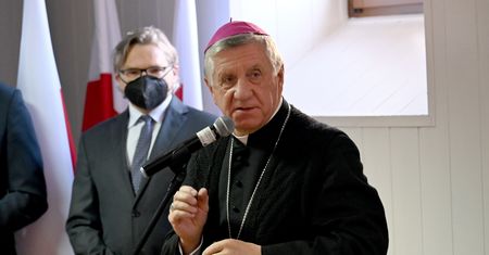 To nie koniec problemów abp. Dzięgi? "Po raz pierwszy w historii"