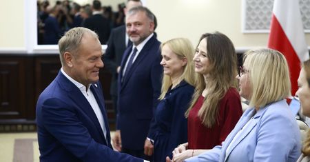 Rząd ograniczy 800 plus dla Ukraińców w Polsce. Lewica zagłosuje "za"