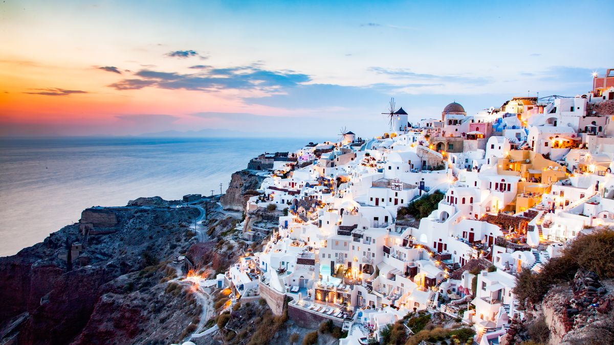 W rejonie Santorini odnotowano wstrząsy 