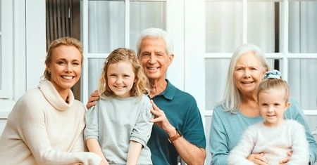 Problem z gojeniem trudnych ran? Poznaj Diabetegen – maść z colostrum, doceniona w ponad 100 krajach na świecie.