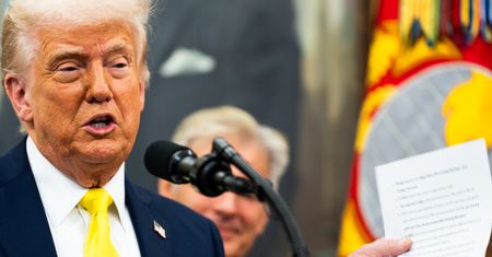 Trump nakłada 25-proc. cła na dwa kraje. Termin podał w listach