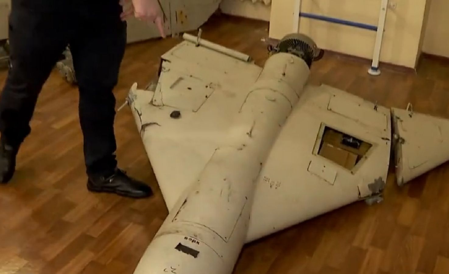Znaleźli je ukraińscy "łowcy dronów". To było w środku