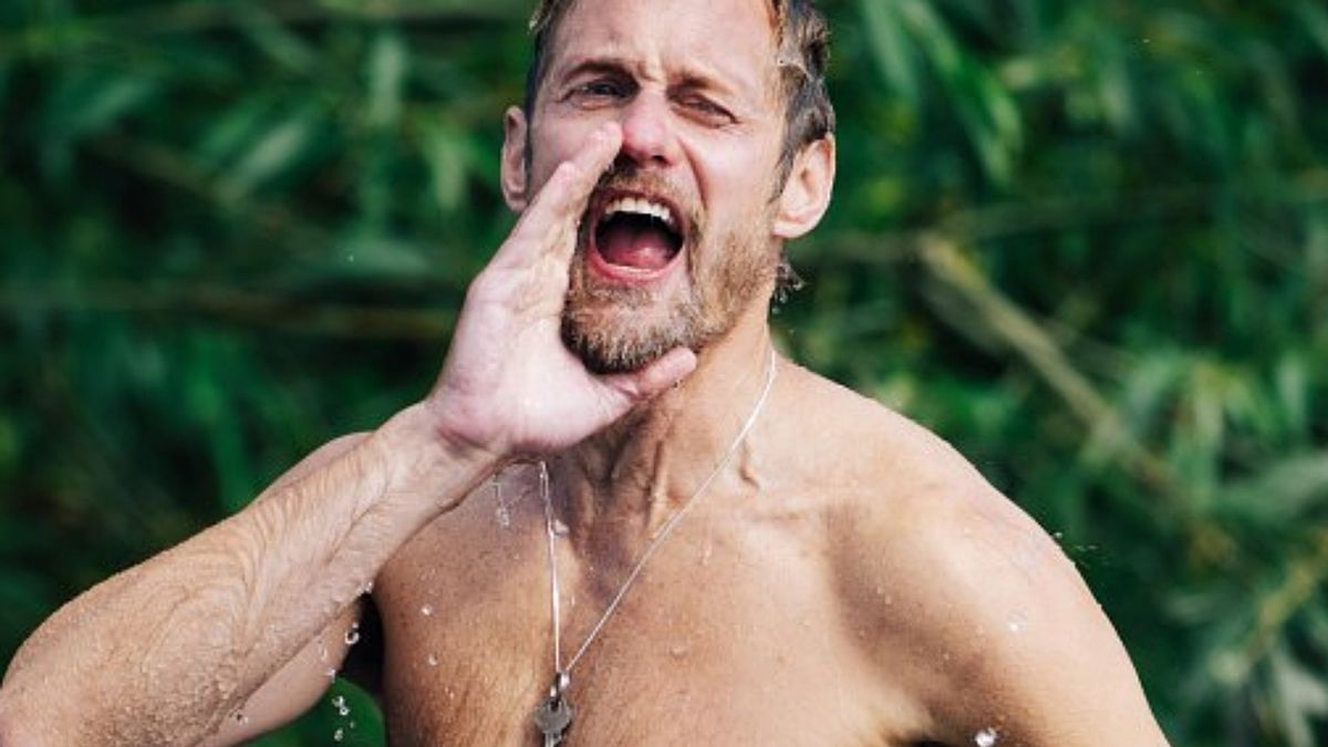 Alexander Skarsgard w "Pillion"