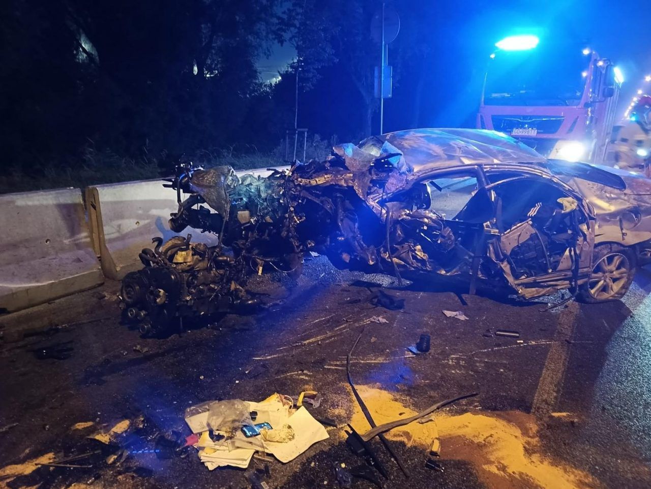 Gdańsk: Auto z nastolatkami dachowało. Cztery osoby trafiły do szpitala
