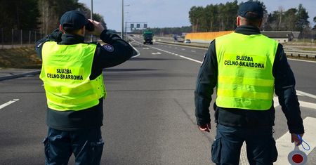 Transport nielegalnych odpadów zatrzymany. Przewoźnikowi grozi wysoka kara