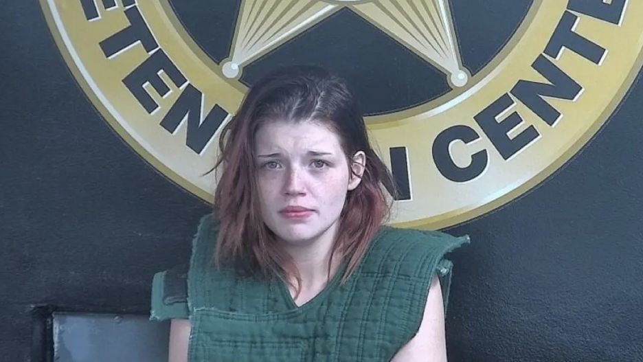 21-letnia Erica Lawson, aresztowana pod zarzutem znęcania się nad 17-miesięcznym dzieckiem i dopuszczenie do jego zgonu