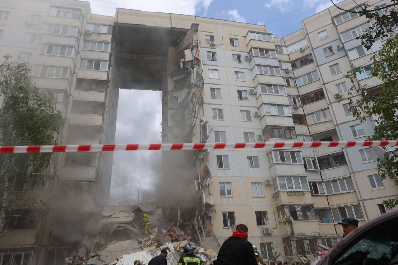Fatal collapse in Belgorod raises questions amid claims of Ukrainian attack