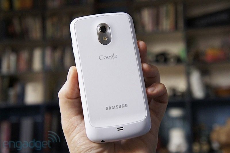 Biały Galaxy Nexus - piękny czy paskudny? [ankieta] 5